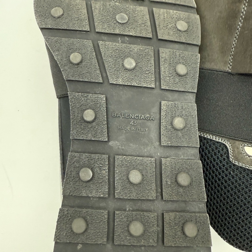 Balenciaga Race Runner Sneakers - Picture 7 of 7